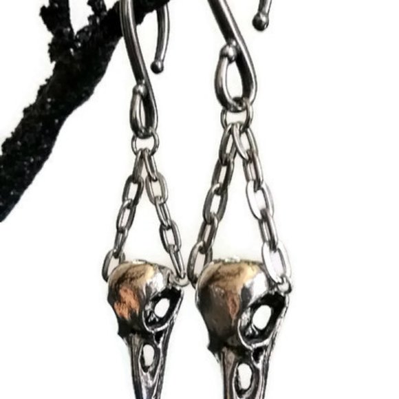 Silver Pewter Raven Skull Gothic Ear Weights Hangers for Stretched Earlobes - Picture 3 of 3